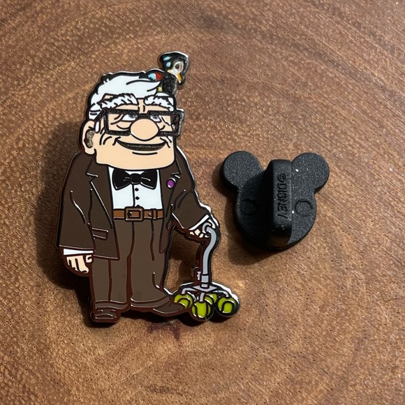 Disney Parks Pin Pixar Up Carl Kevin & Dug 2023 2 Trading Pins Set - Picture 3 of 6
